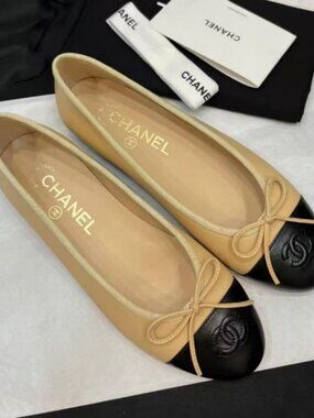 Chanel Two-Tone Cap-Toe Ballet Flats